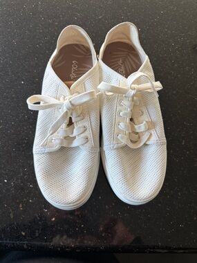 OluKai Women's White Perforated Knit Lace-Up Sneakers